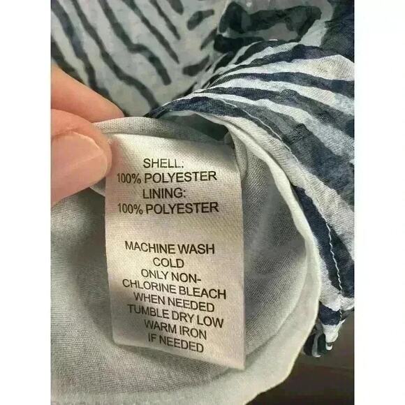 Ann Taylor LOFT, Blue Zebra Print, Polyester, Sleeveless Tank Top, Blouse - Picture 8 of 8